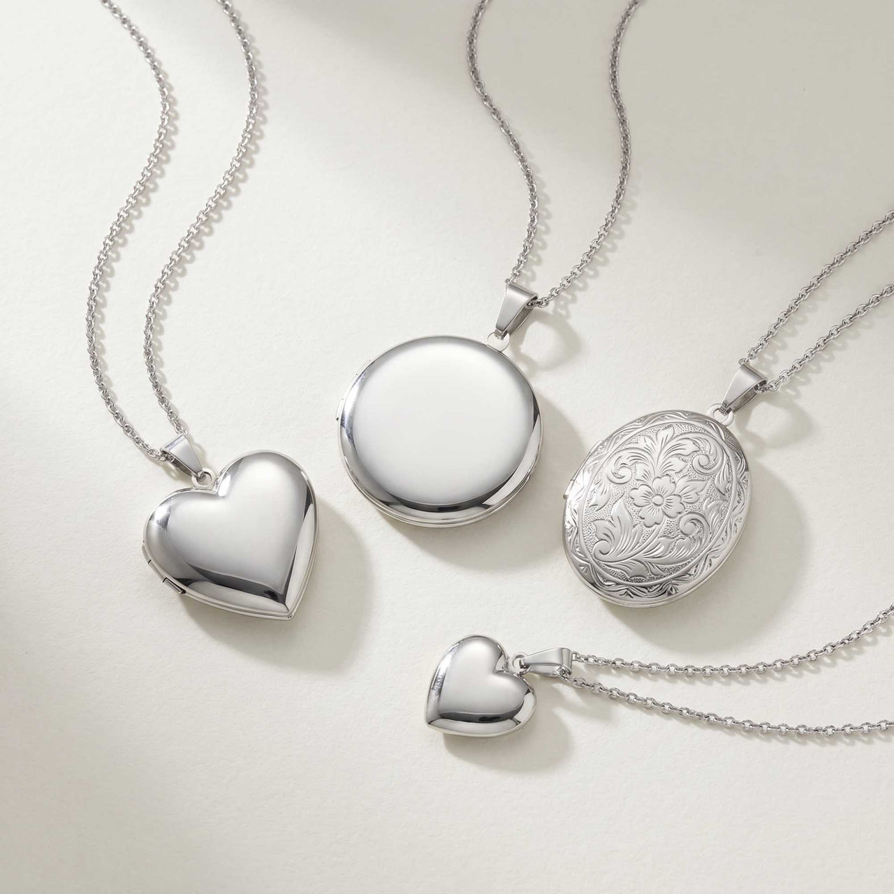 Round Photo Locket Necklace