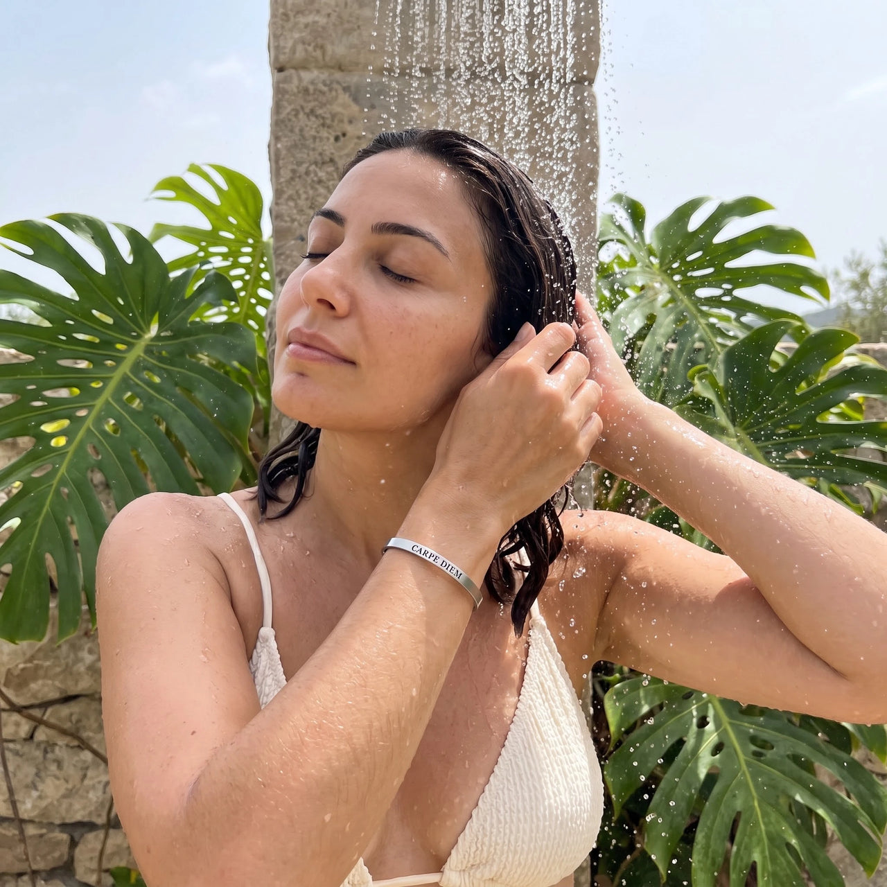 Carpe diem bracelet — worn in the shower, waterproof, silver | SKU: cp-rg