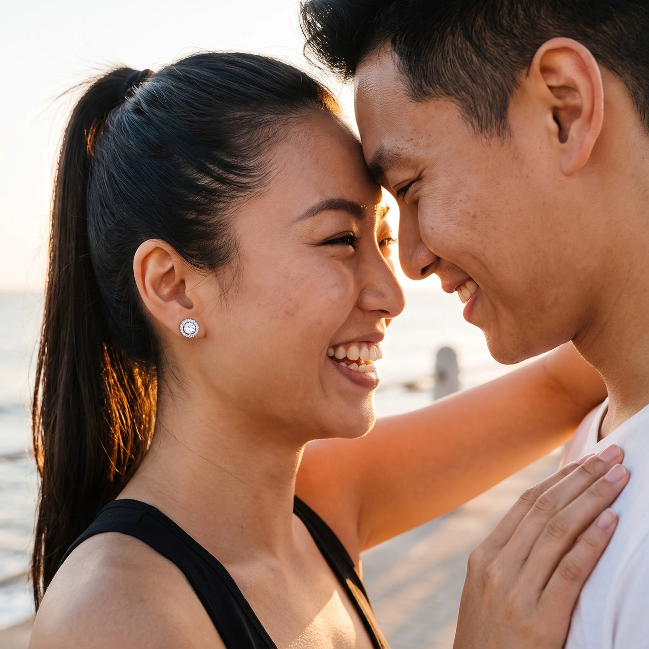 Circle stud earrings — worn by a couple, silver | SKU: 19991927